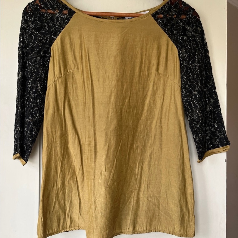 Shirt Small Bundle Lot Tops - Picture 4 of 8